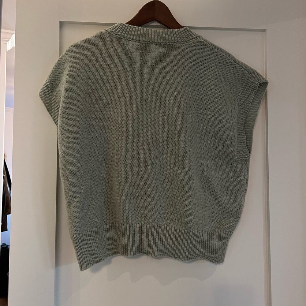 SHEIN Mint Green Short-Sleeve Flower Knit Sweater - Picture 5 of 6